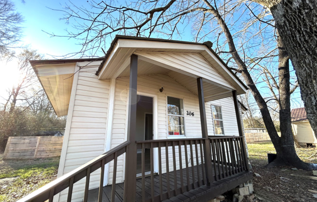 2 Bedroom and 1 Bath Home in Jacksonville