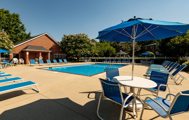 pool sitting area