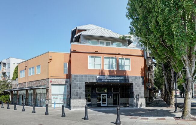 Perfect Downtown Location for Renton Studio!