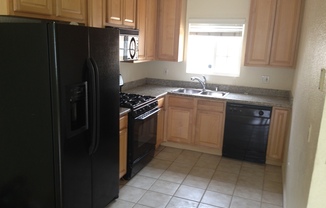 3 beds, 2 baths, $3,000