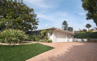 LOVELY LA JOLLA 3BD/2.5BA HOME WITH POOL! $7,995/mo