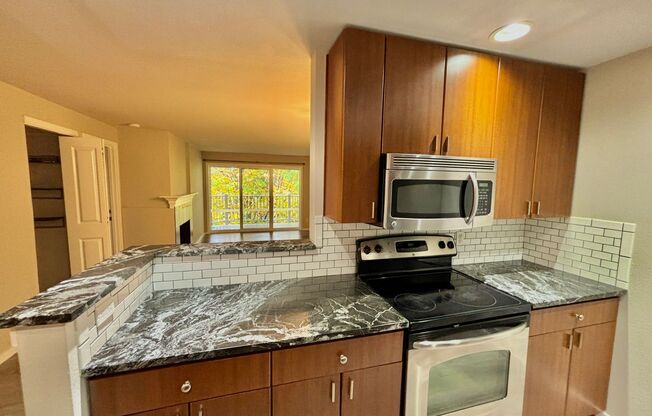 2 beds, 2 baths, $1,999, Unit # #E 204