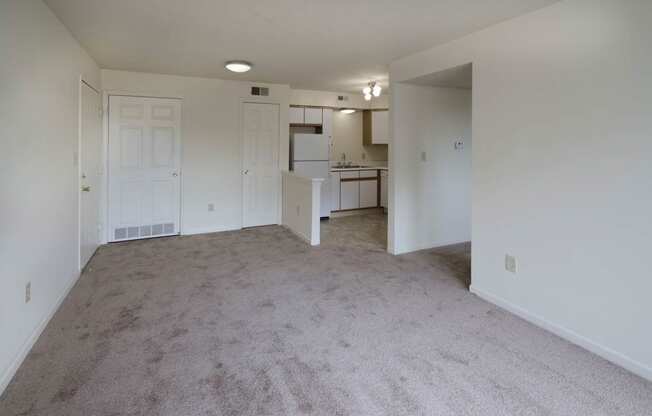 Carpeted Living Space at Bradford Place Apartments, Lafayette, IN