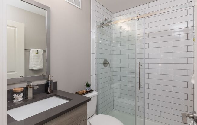 1 bed, 1 bath, 450 sqft, $1,195, Unit 1-0113