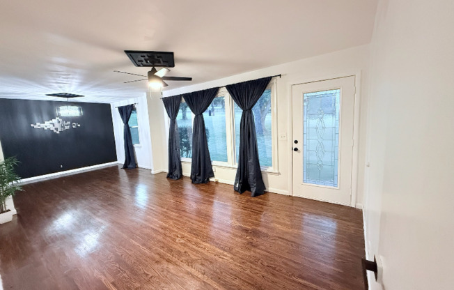 1315 BELL GRIMES LN