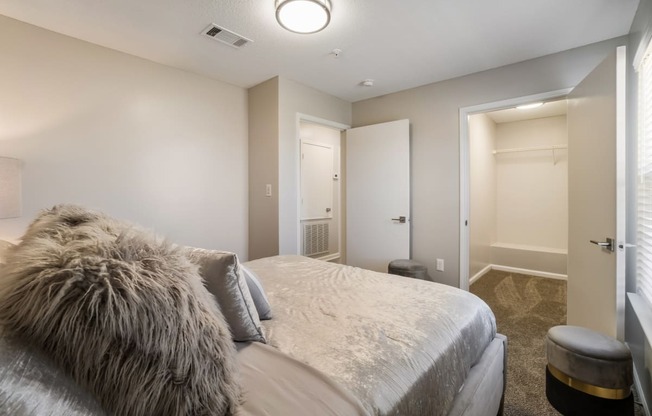 Bedroom at The Luxe of Southaven, Southaven, MS, 38671