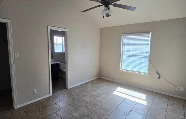 4 beds, 2 baths, $1,695