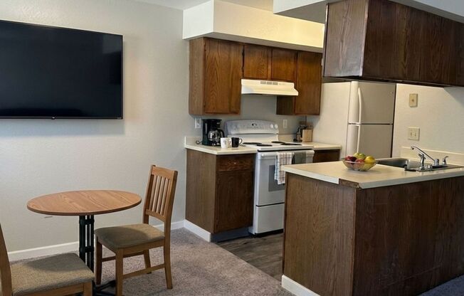 1 bed, 1 bath, 600 sqft, $799, Unit 1408-04