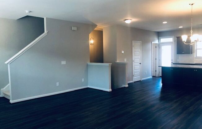 1012 Lathrop Lane - Bev Roberts Rentals & Property Managment