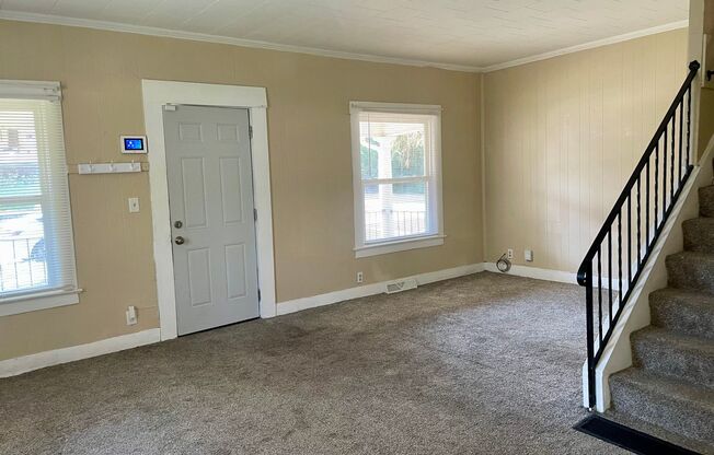 3 beds, 1 bath, $1,175