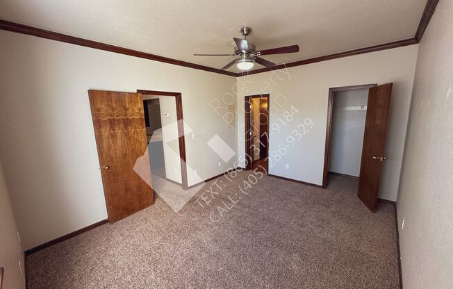 1 bed, 1 bath, 879 sqft, $925