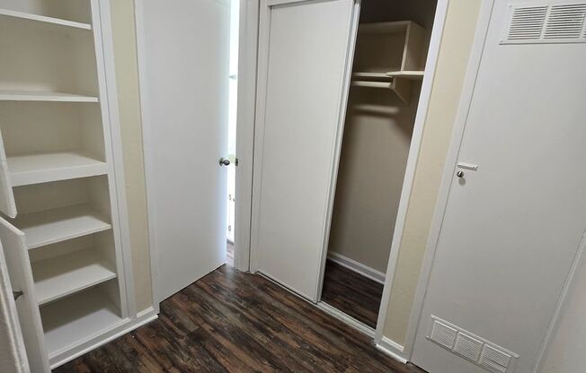 1 bed, 1 bath, 625 sqft, $1,275, Unit C-07