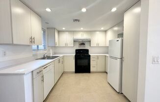 2 beds, 2 baths, $1,699, Unit Unit 2