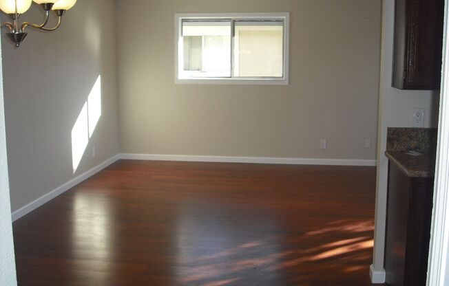 Nicely Upgraded Single level condominium