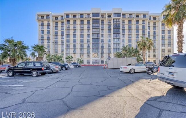 3930 University Center Penthouse #1003