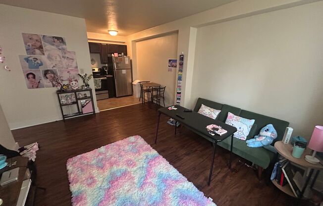 1 bed, 1 bath, $950, Unit 207