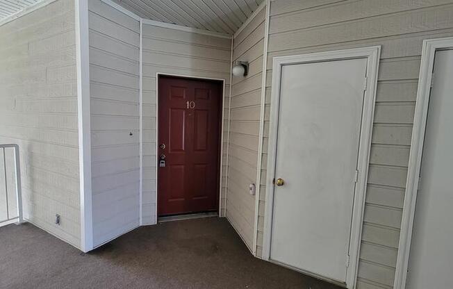 2 beds, 2 baths, 955 sqft, $1,600