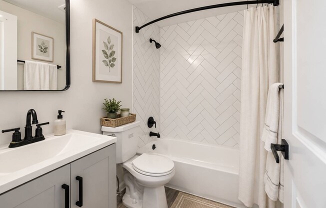 Bathroom (RG)