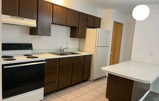 1 bed, 1 bath, 750 sqft, $1,295, Unit 10