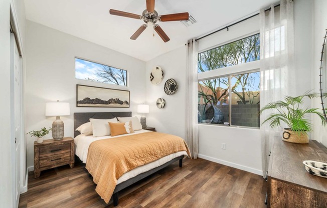 Bedroom with Ceiling Fan at Avilla Marana Apartment Homes in Tucson Arizona