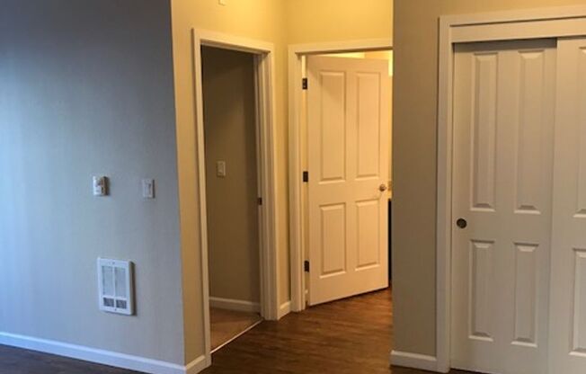 1 bed, 1 bath, 516 sqft, $1,215, Unit 3-114