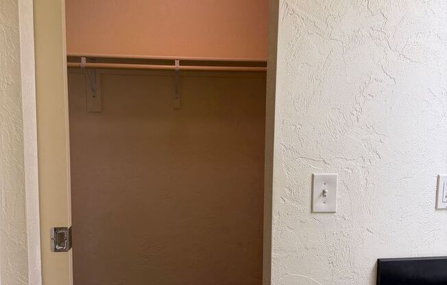 1 bed, 1 bath, 700 sqft, $1,440, Unit 0223