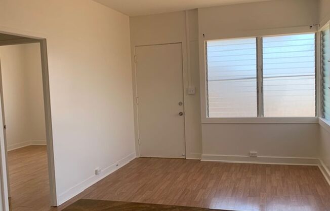 2 beds, 1 bath, $2,550