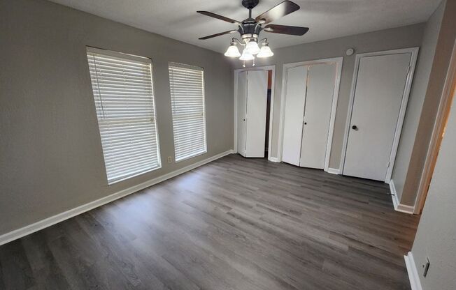 1 bed, 1 bath, 660 sqft, $675, Unit 111 Barton Street #55