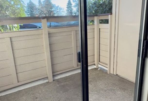 2 beds, 2 baths, 864 sqft, $2,200, Unit C104