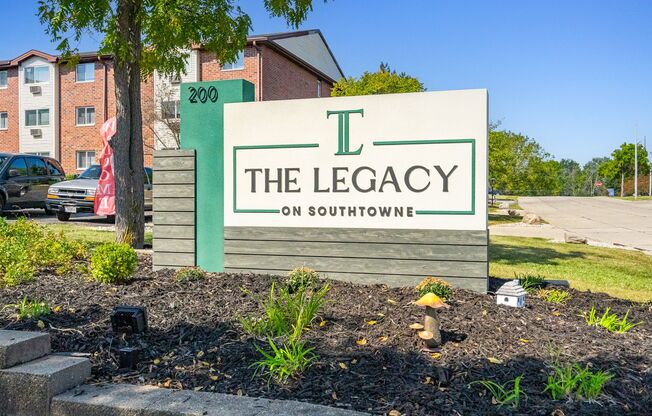 2 beds, 2 baths, 950 sqft, $1,199, Unit 227