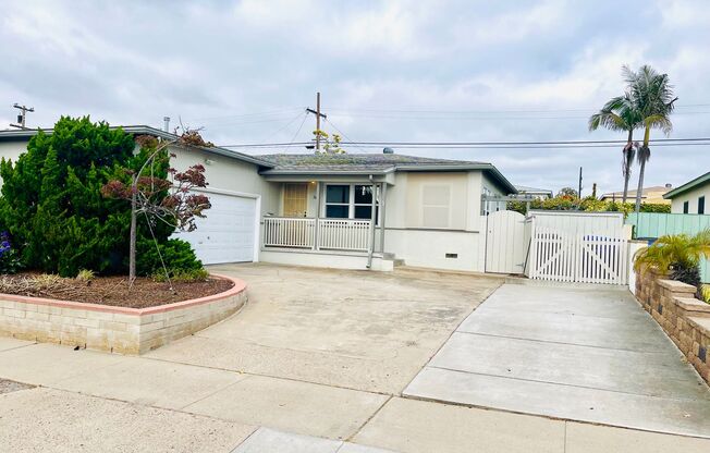 BEAUTIFUL 3BD/2BA HOME WITH A SPACIOUS BACKYARD IN CLAIREMONT! ONLY $4,095/mo