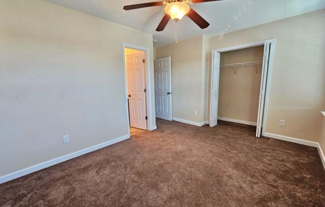 2 beds, 2.5 baths, $1,250