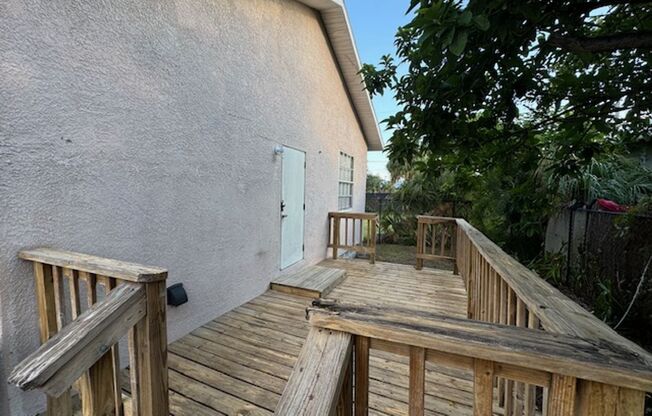 3 beds, 1 bath, $1,795