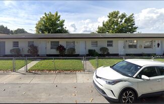 10 SW 30TH CT