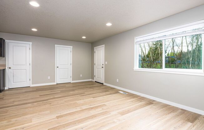 3 beds, 2.5 baths, 1,650 sqft, $2,490, Unit E-119