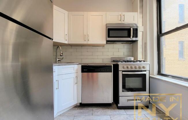 1 bed, 1 bath, $2,357, Unit D35