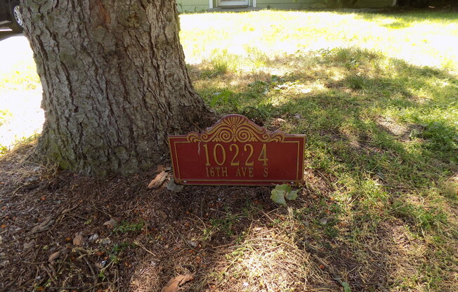 Charming little home in the woods for rent, 2 bedroom just 15-20 minutes to downtown.  Available June 10th!
