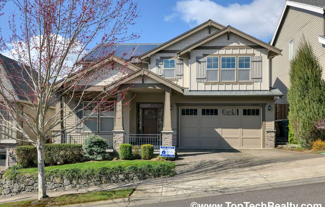 Beautiful 4 Bedroom 2.5 Bath  Arbor Heights Home w/ Den & Gourmet Kitchen Island! Findley/Stoller Schools!