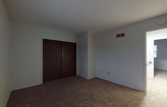 2 beds, 1 bath, $1,350