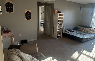 2 beds, 2 baths, $3,275, Unit 402