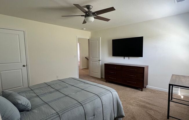 1 bed, 1 bath, $1,000, Unit Room 3