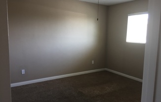 2 beds, 1 bath, 820 sqft, $1,250, Unit 205