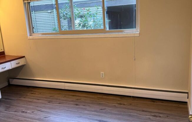 2 beds, 1 bath, 800 sqft, $2,200, Unit 101