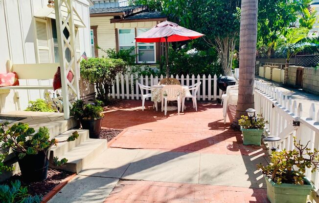 Mission Beach Cottage 2BD/1BA - Fully Furnished - Available October 2024 - 6/24/25