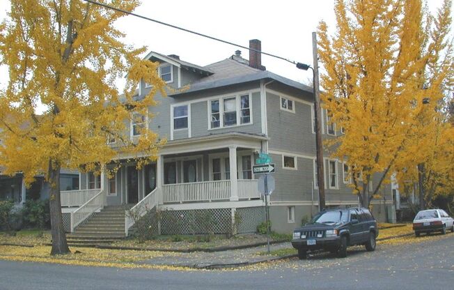 11th Ave. 4-plex - BRU002