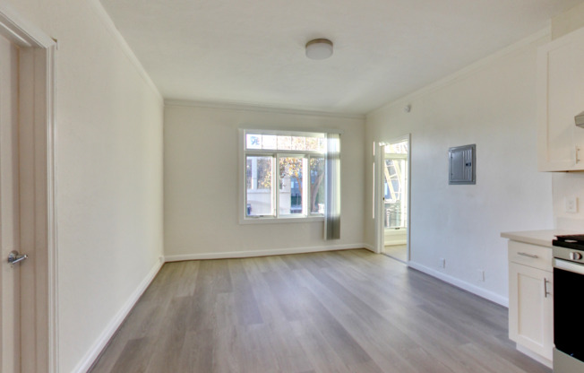 1730 Sacramento Street (910rc)