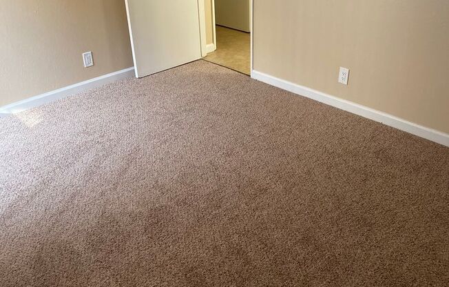 1 bed, 1 bath, 760 sqft, $1,270
