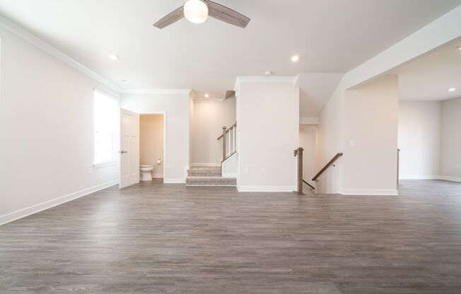 Creekside Commons Townhome- Available August 10th