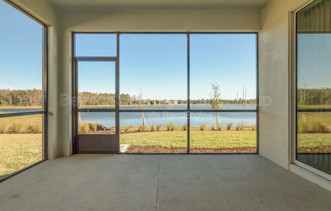 4 beds, 2.5 baths, 3,200 sqft, $3,300
