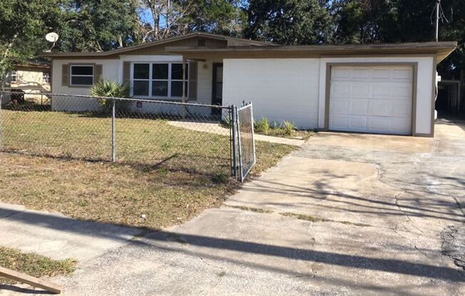 1867 LEON RD